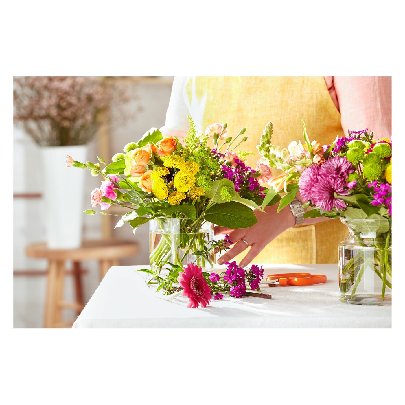 Bold & Bright – A Florist Original flower arrangement